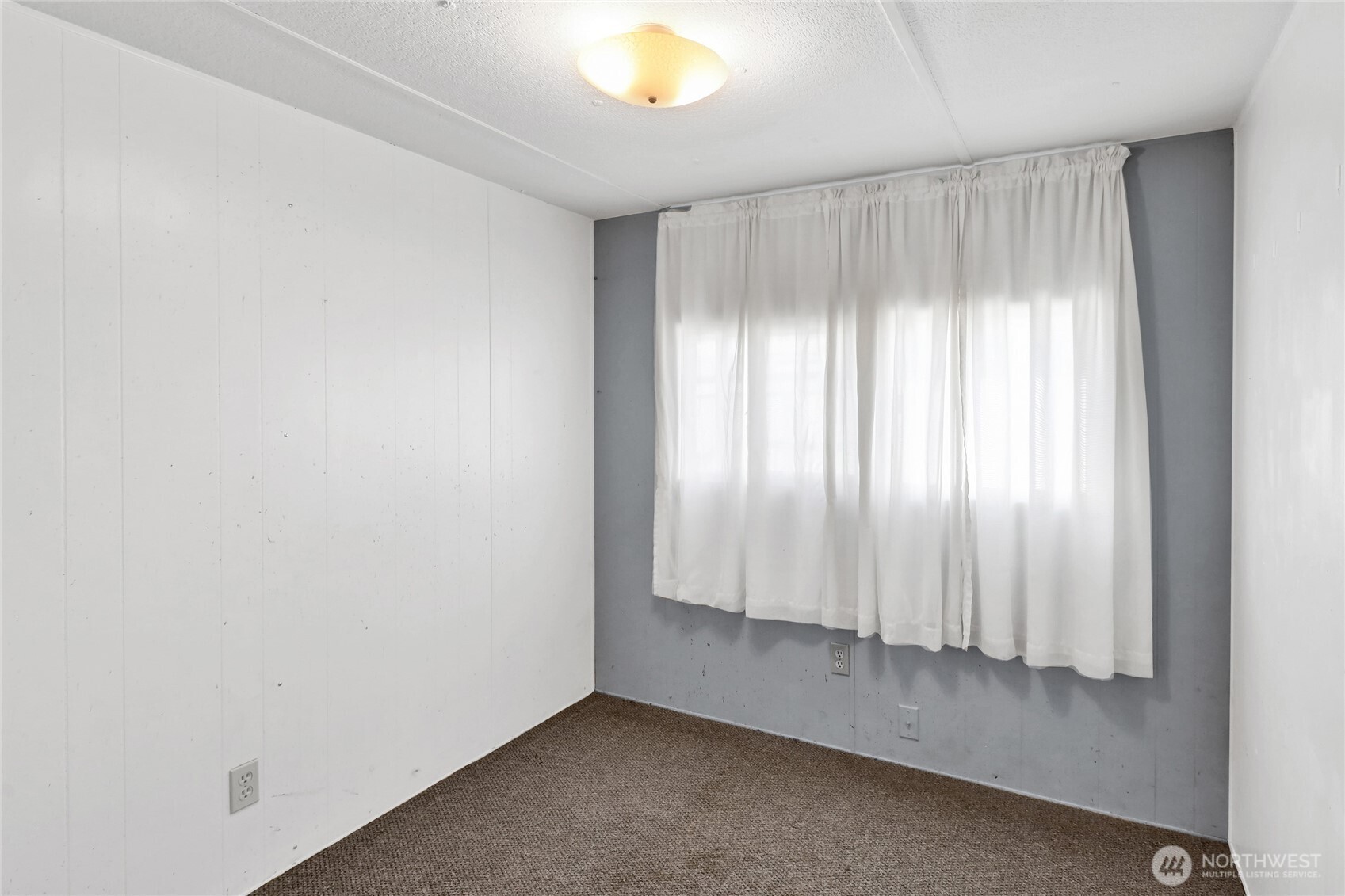 2400 Donovan Avenue 37 Property Photo 19