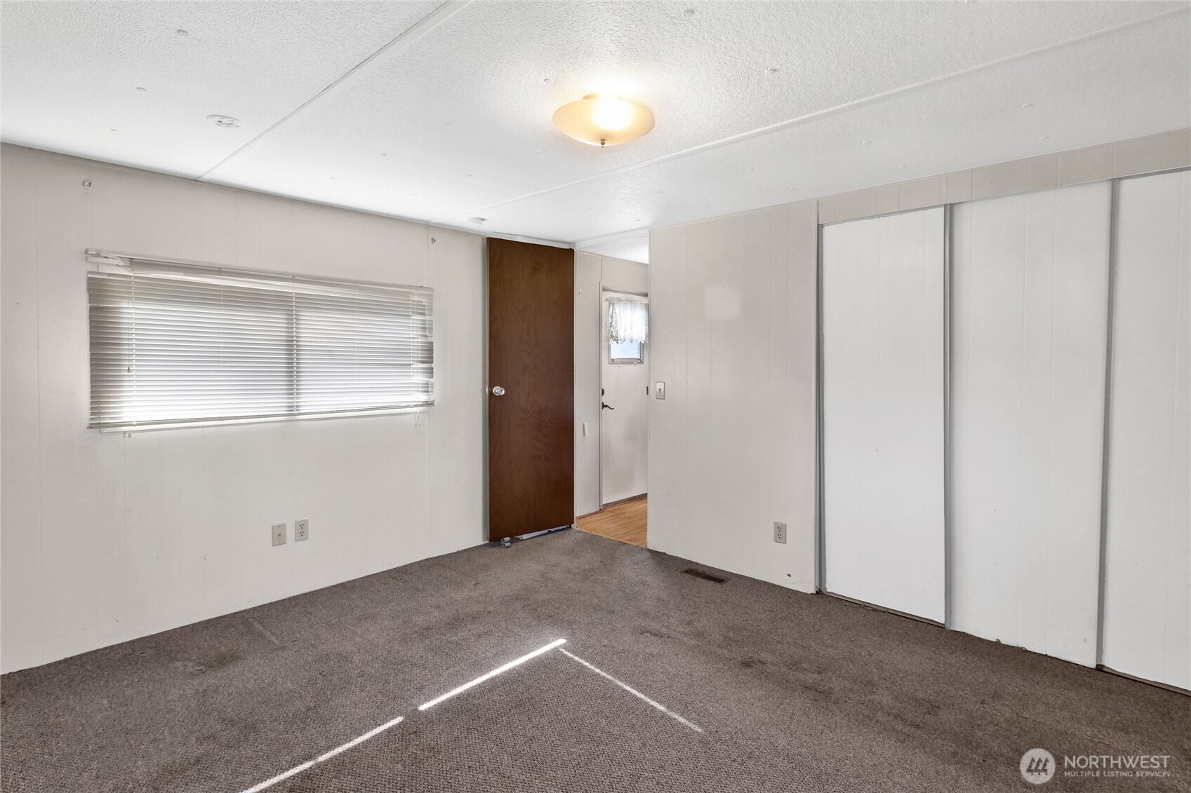 2400 Donovan Avenue 37 Property Photo 25