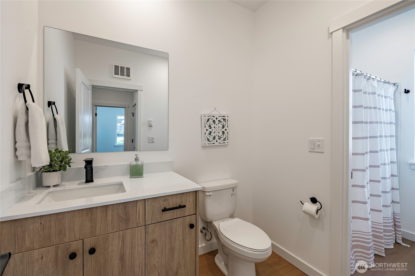 2918 Cedar View Way Property Photo 25