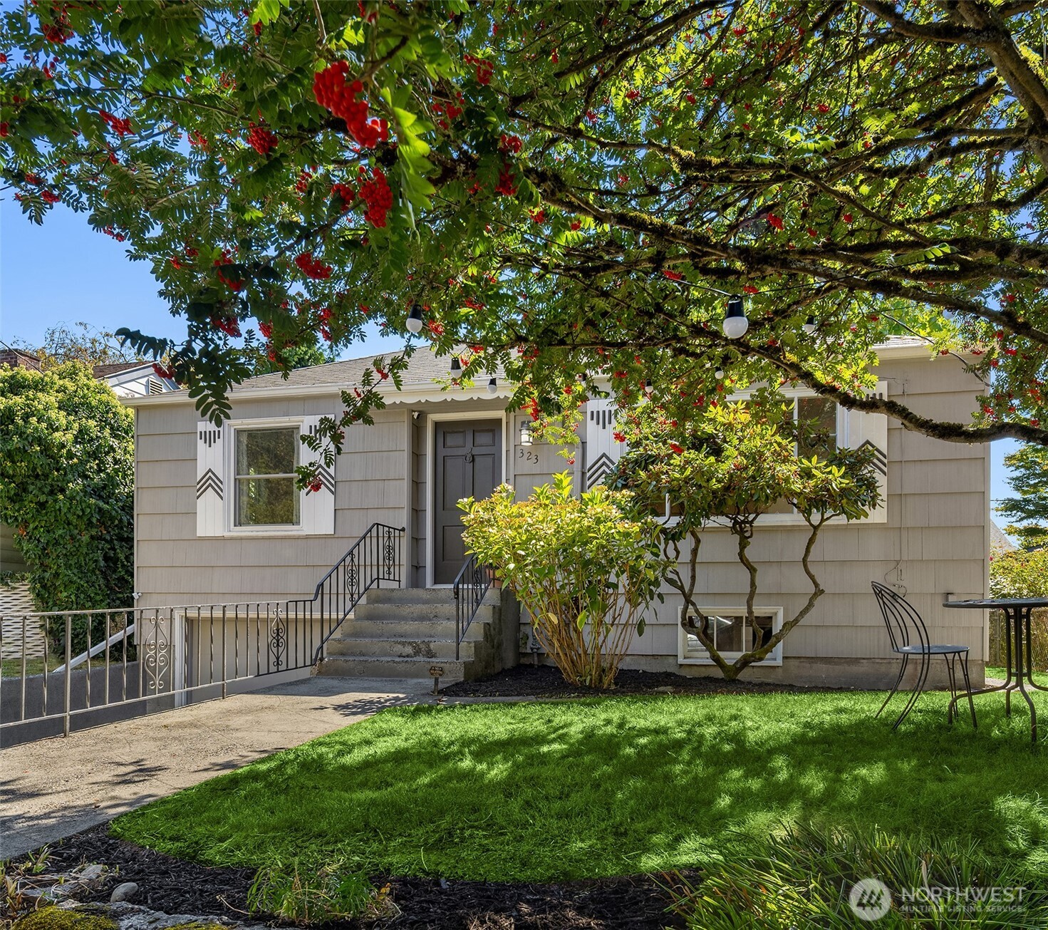 323 Nw 83rd Street Property Photo 2