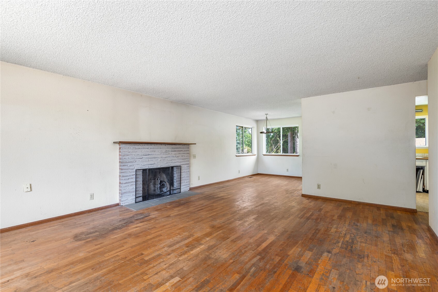 8400 32nd Avenue Property Photo 4