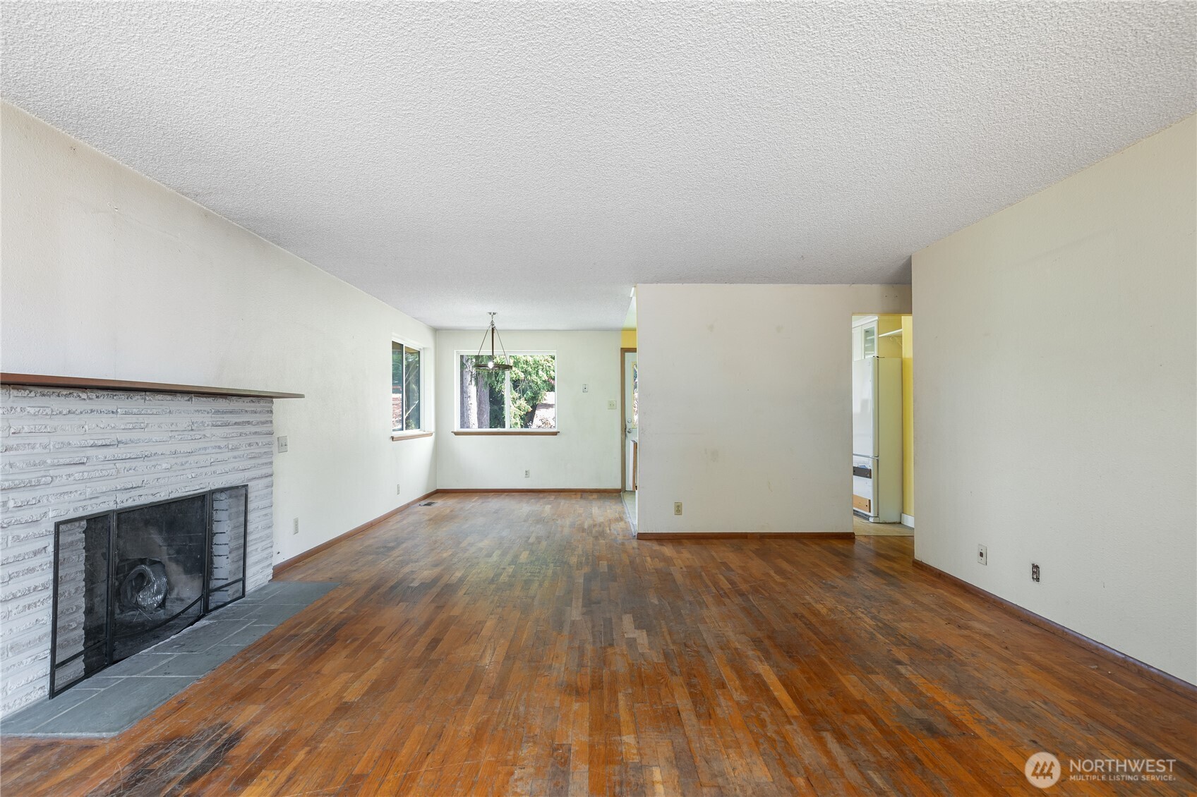 8400 32nd Avenue Property Photo 5