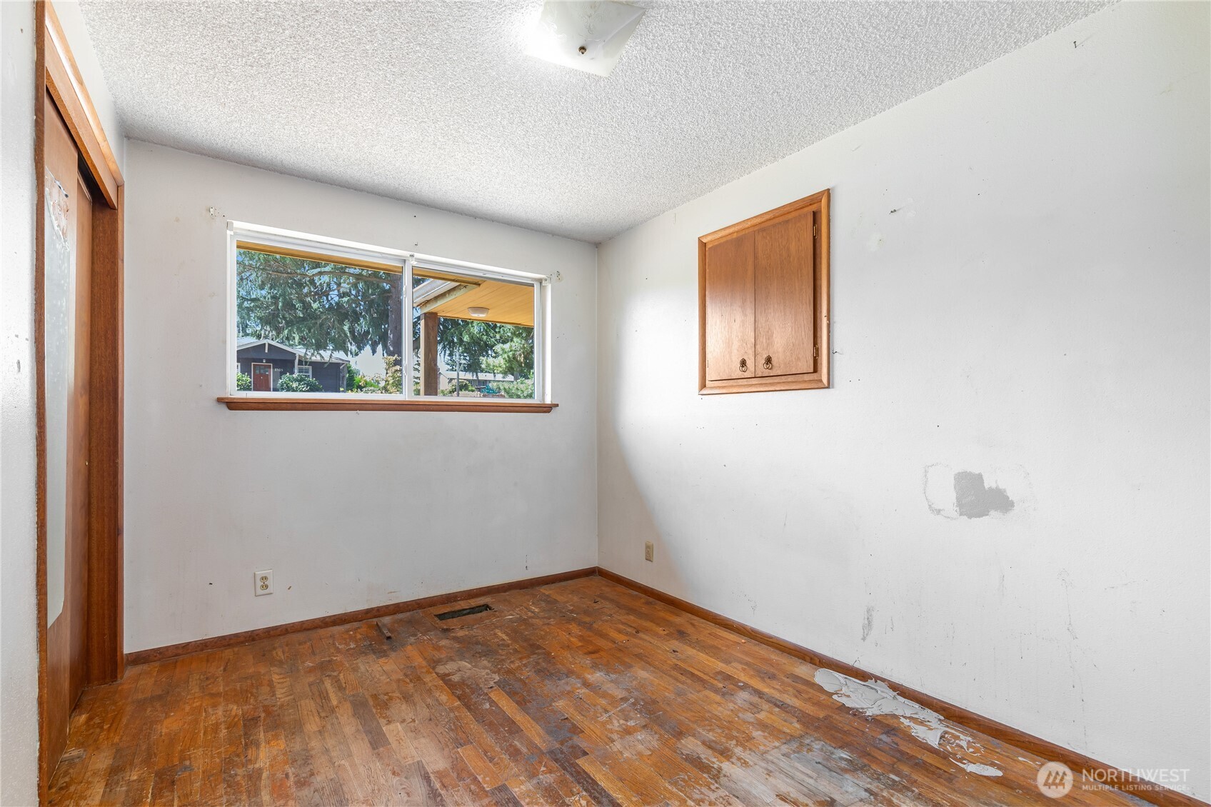 8400 32nd Avenue Property Photo 13