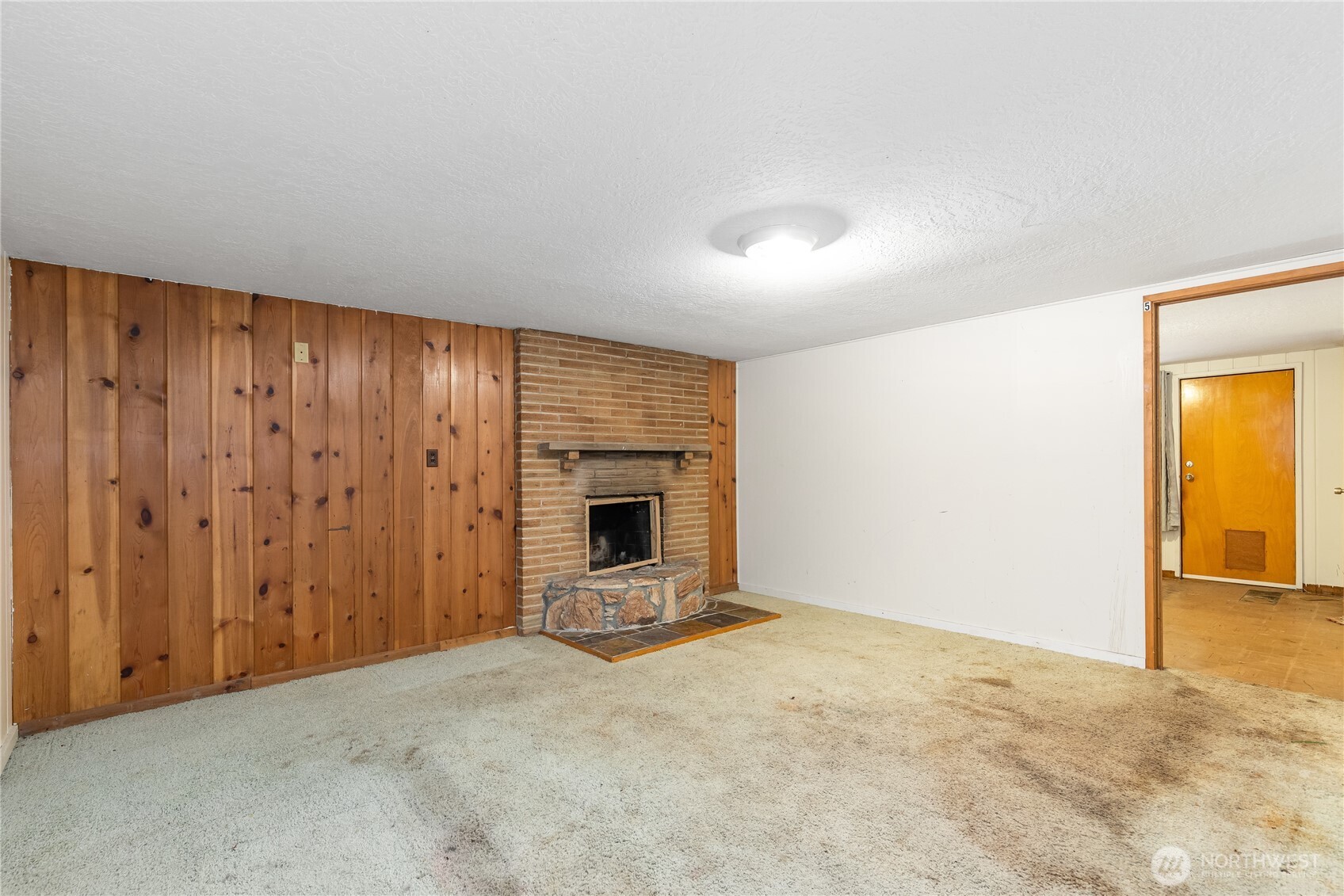 8400 32nd Avenue Property Photo 19