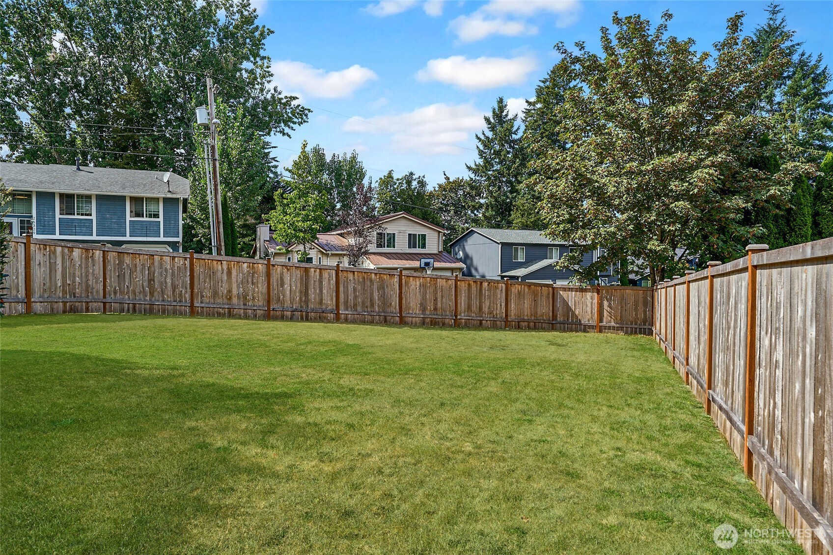 26336 220th Pl Se Property Photo 5
