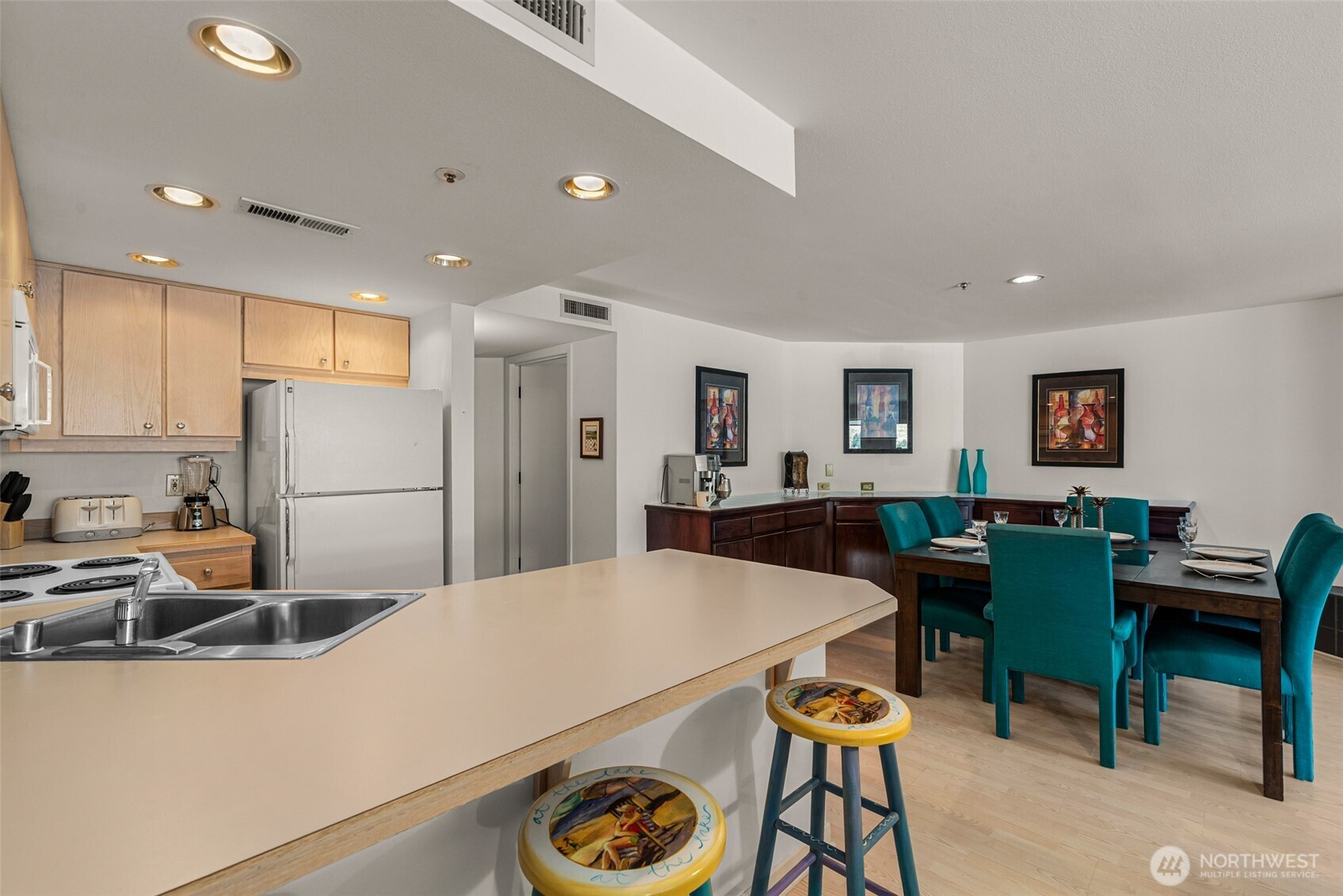 103 N Park Street 332 Property Photo 9