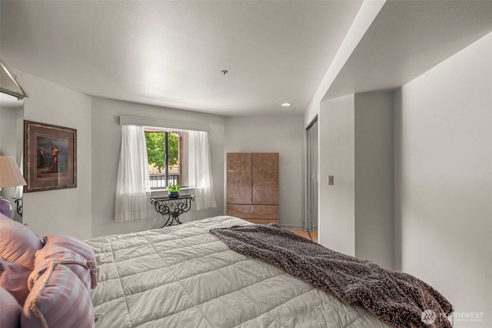 103 N Park Street 332 Property Photo 15
