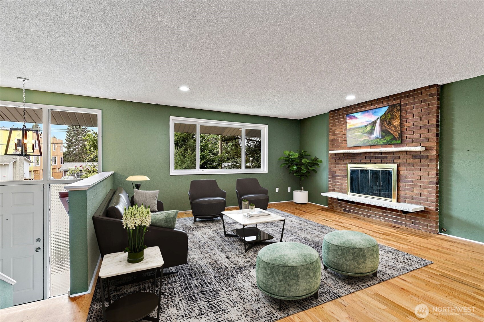 1511 N Orchard Street Property Photo 3