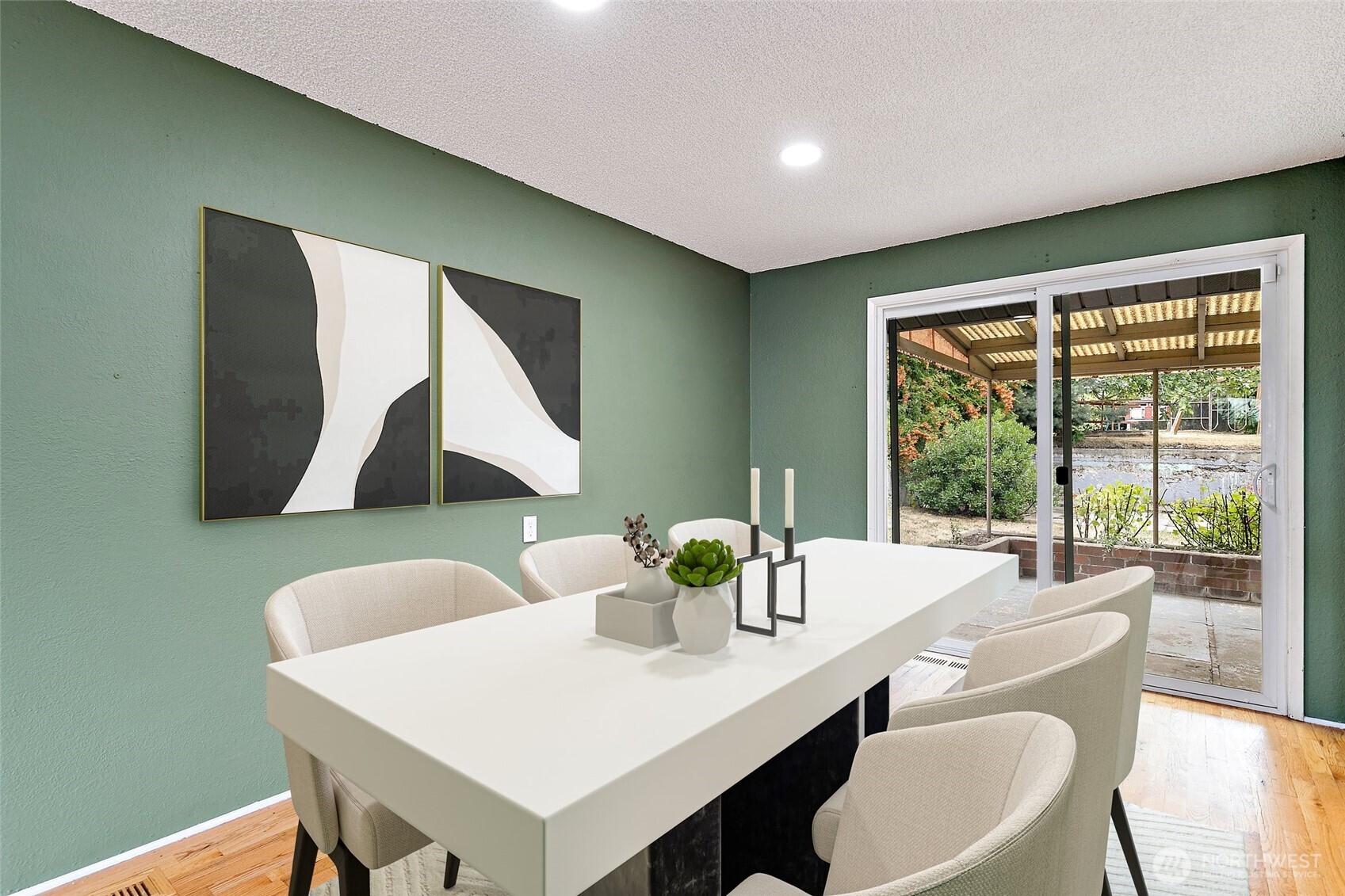 1511 N Orchard Street Property Photo 6