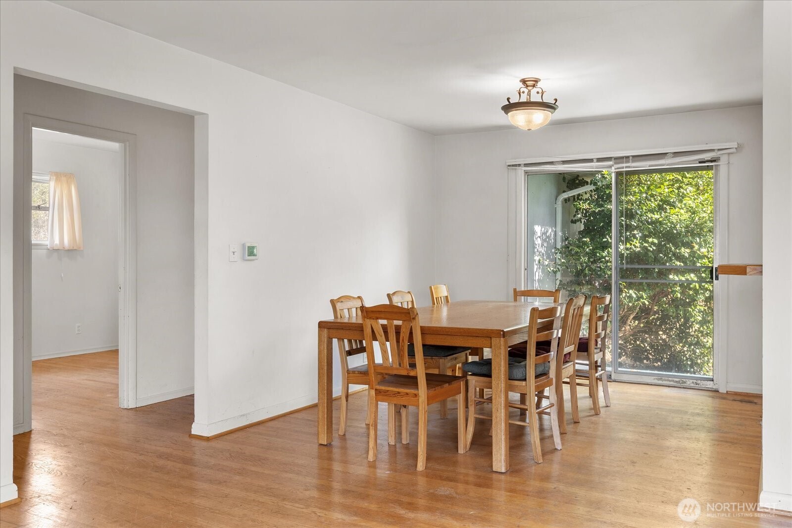 12286 Shorewood Drive Property Photo 8