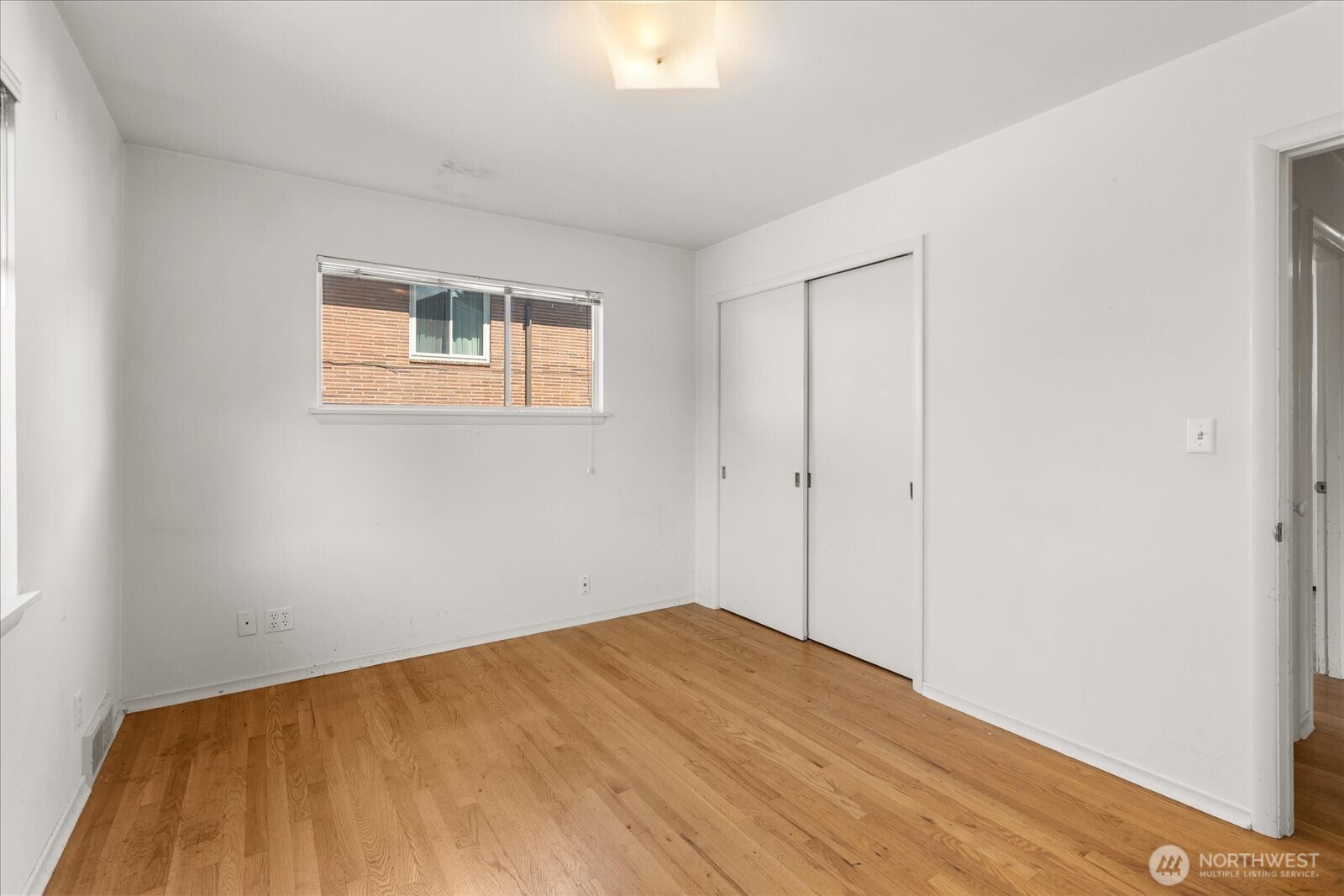 12286 Shorewood Drive Property Photo 12
