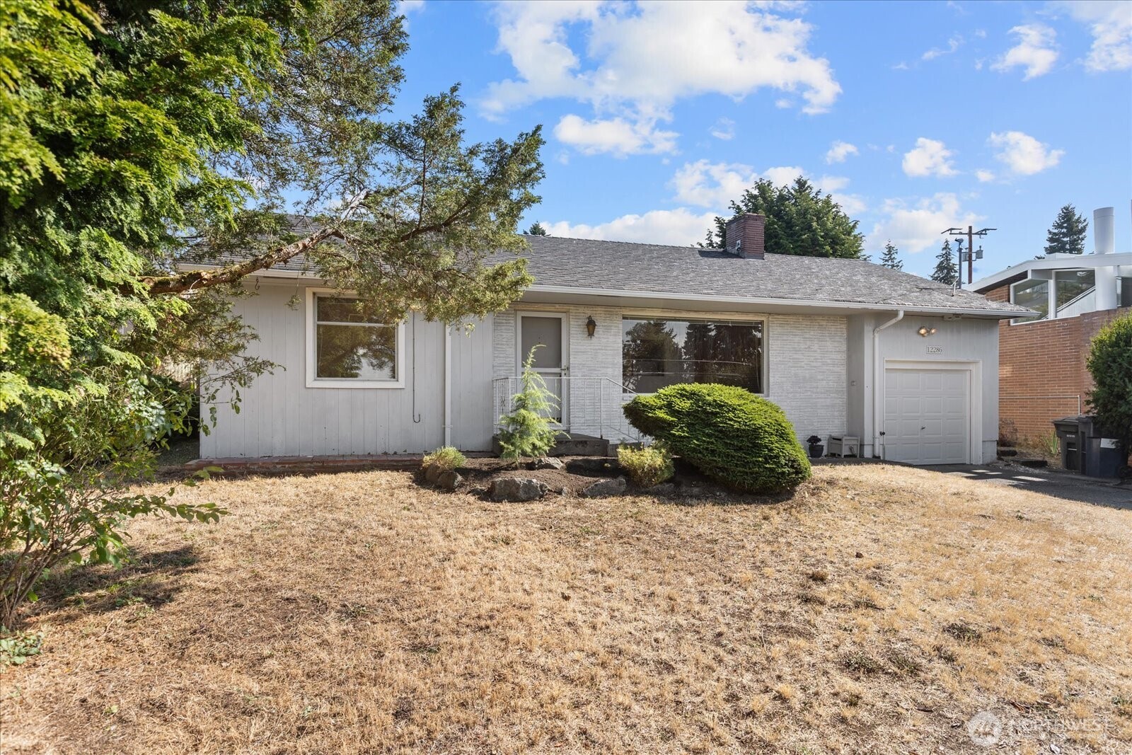 12286 Shorewood Drive Property Photo 28