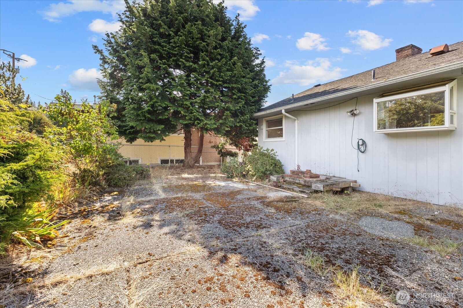12286 Shorewood Drive Property Photo 32
