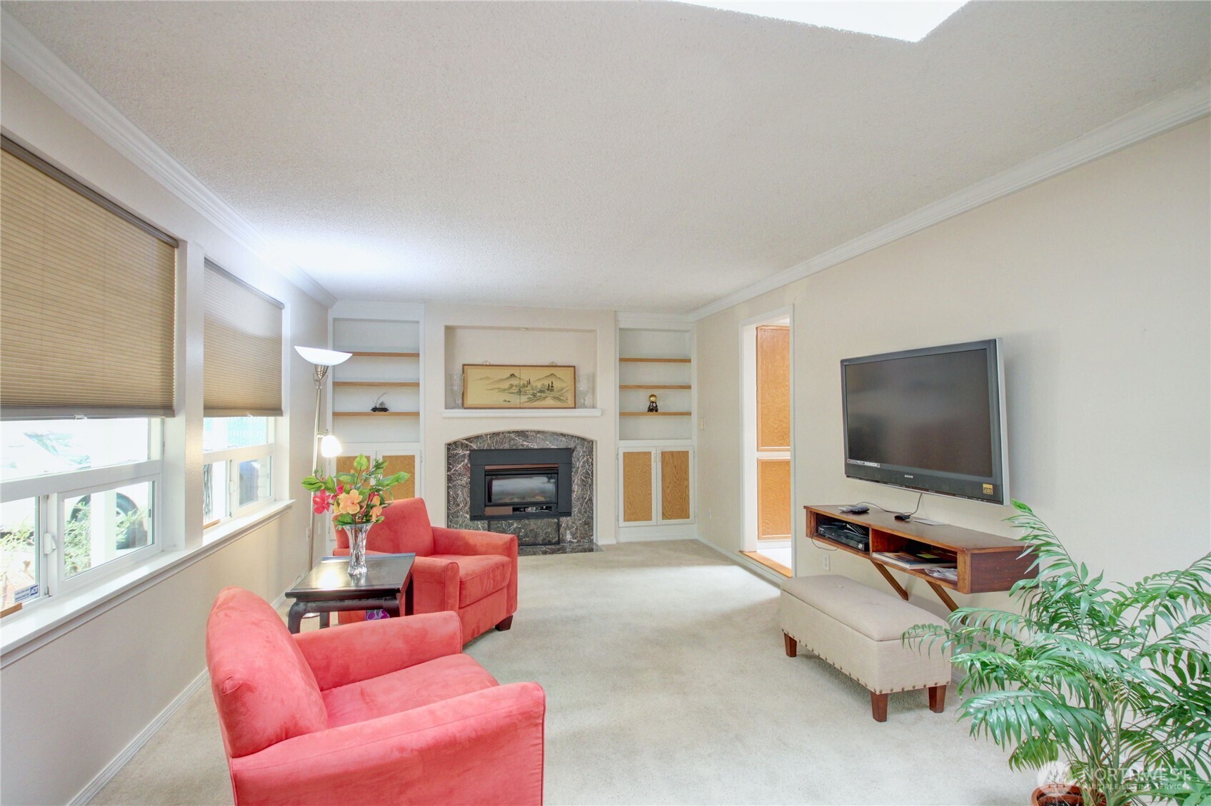 415 Manito Drive Property Photo 5