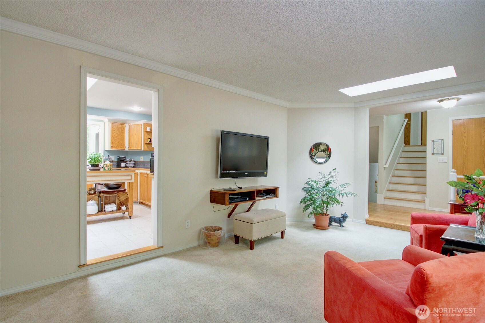 415 Manito Drive Property Photo 6