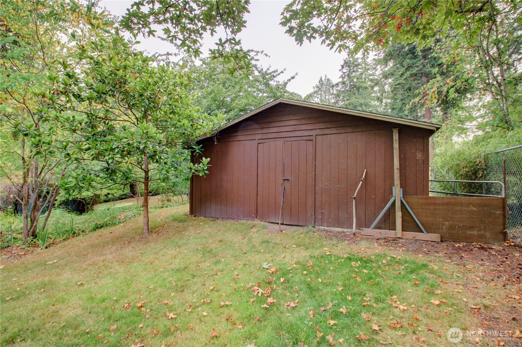 415 Manito Drive Property Photo 30