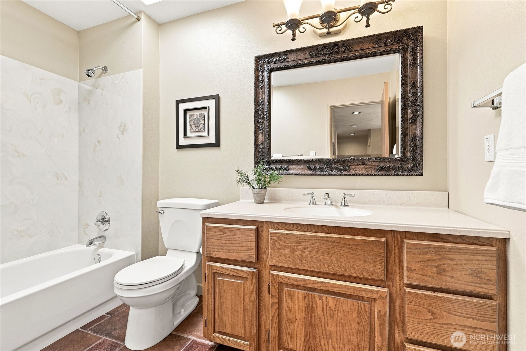 10517 47th Street Property Photo 28