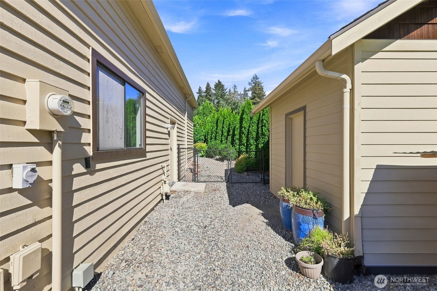 10517 47th Street Property Photo 36