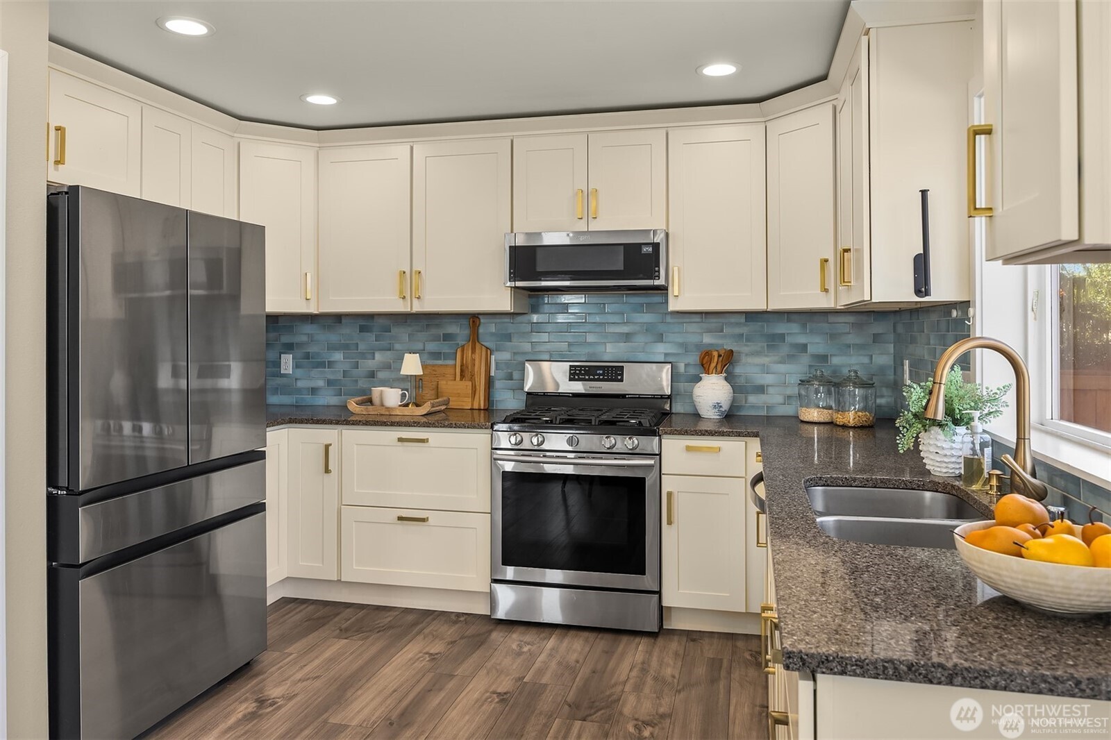 14210 50th Avenue Property Photo 8