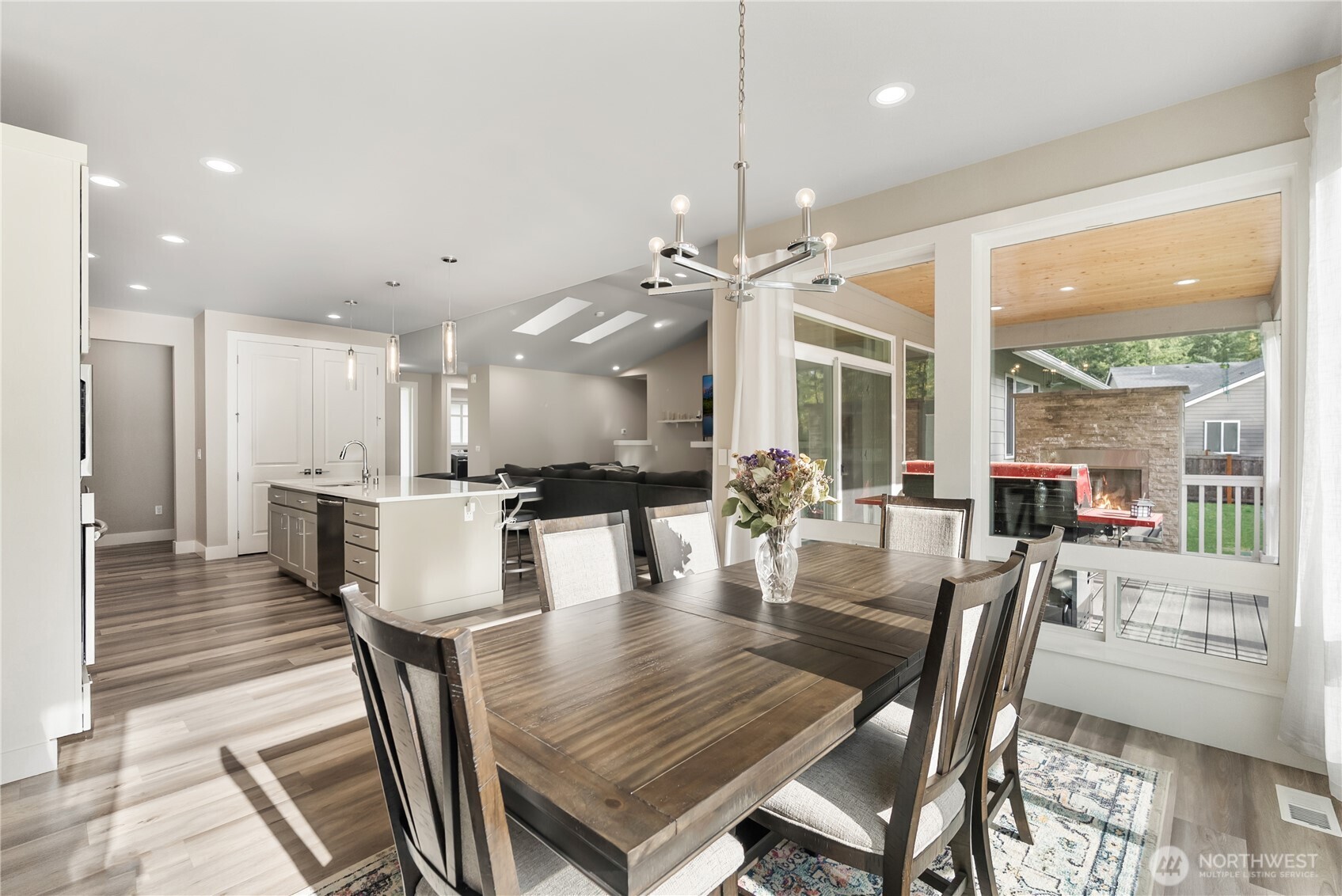14025 107th Place Property Photo 5