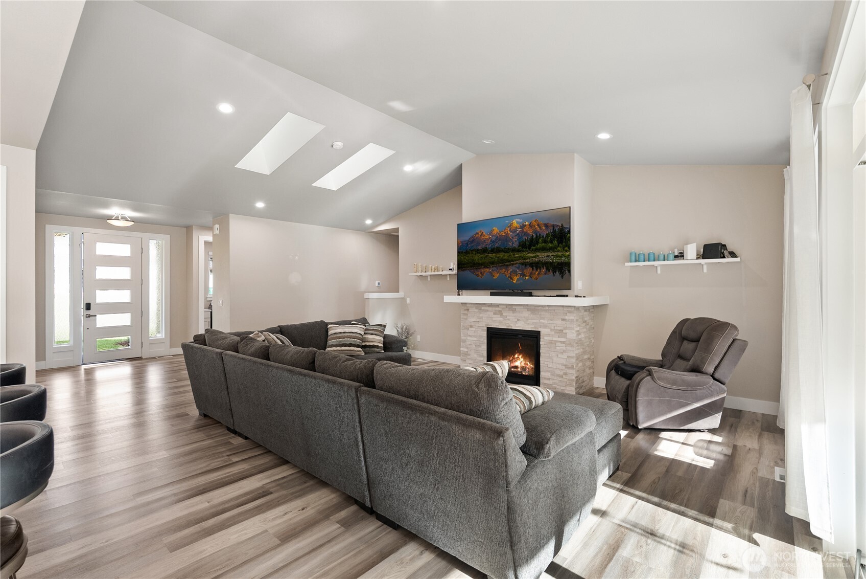 14025 107th Place Property Photo 8