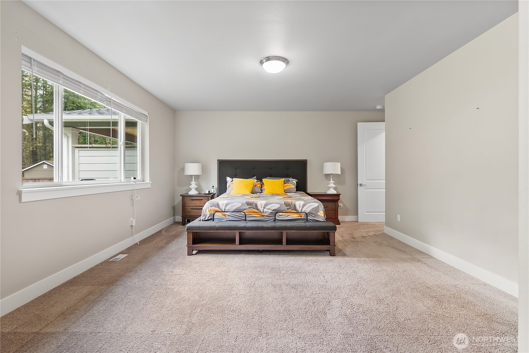 14025 107th Place Property Photo 11