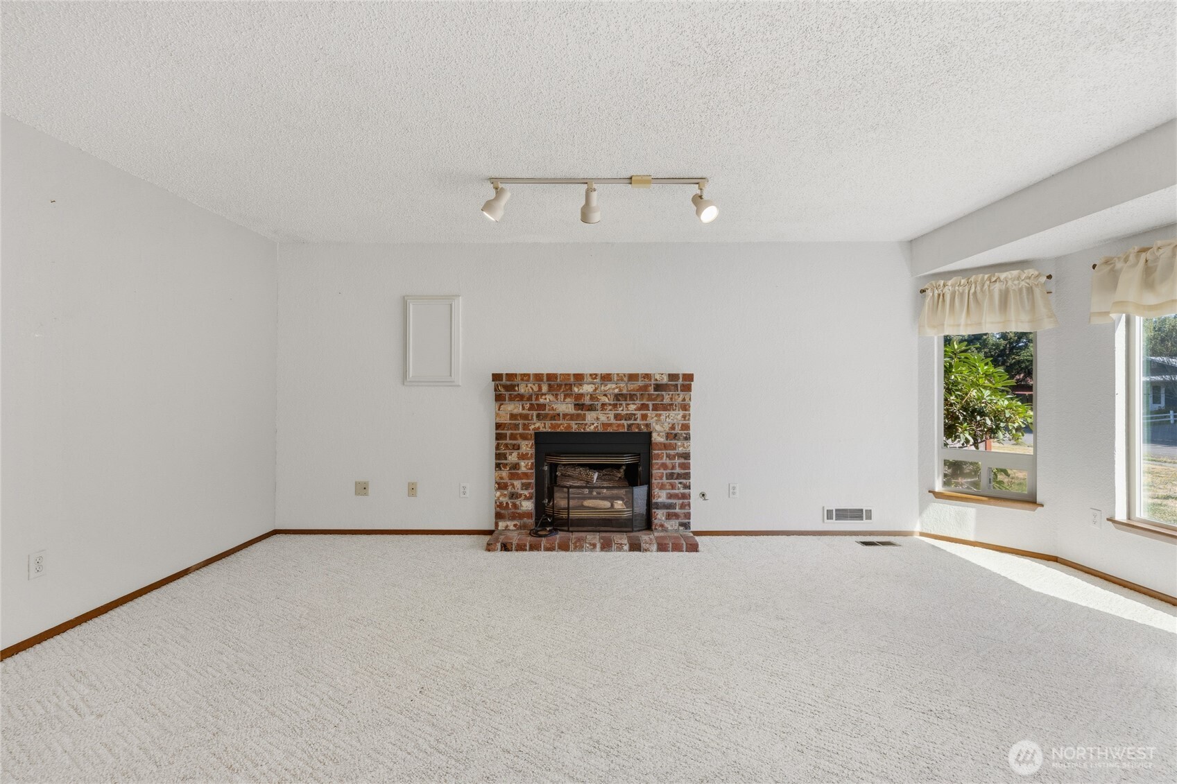 2904 11th Street Property Photo 5