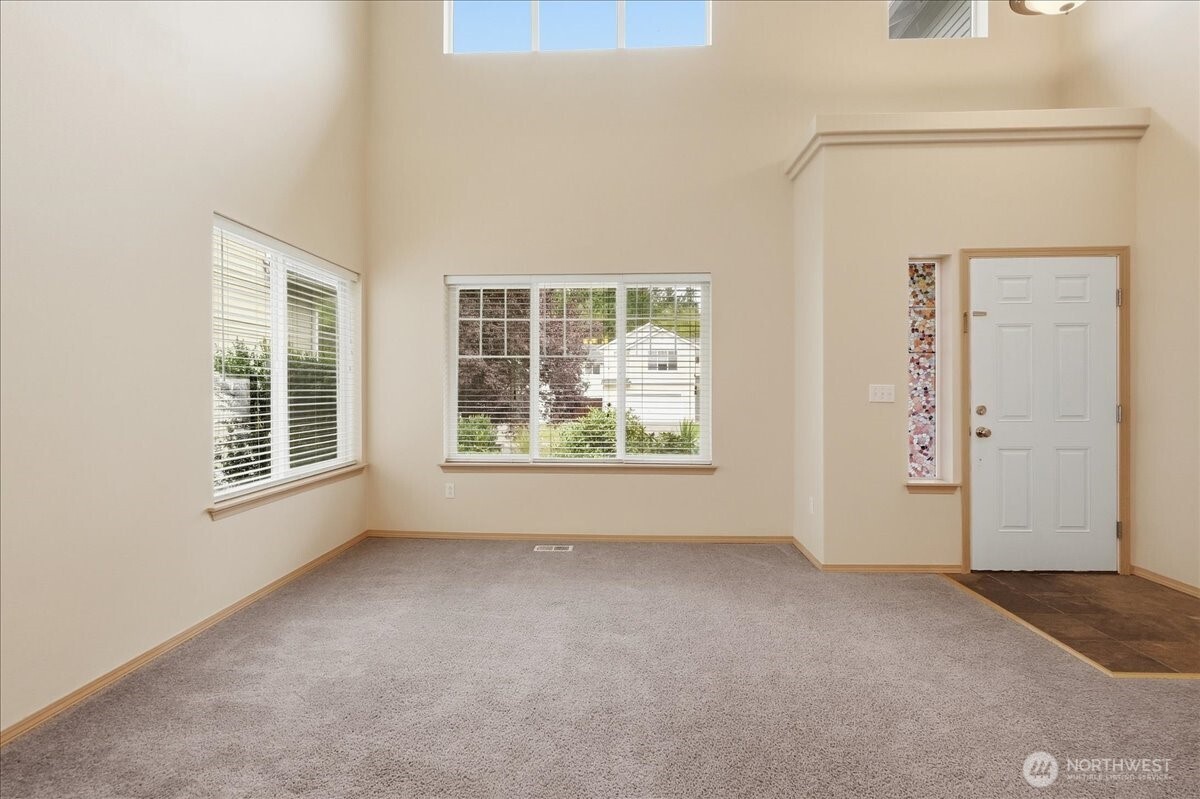 15410 87th Avenue Property Photo 4