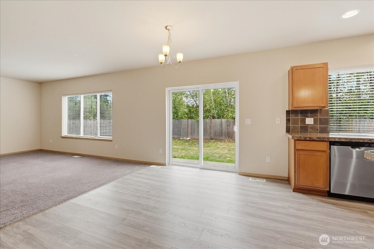 15410 87th Avenue Property Photo 11