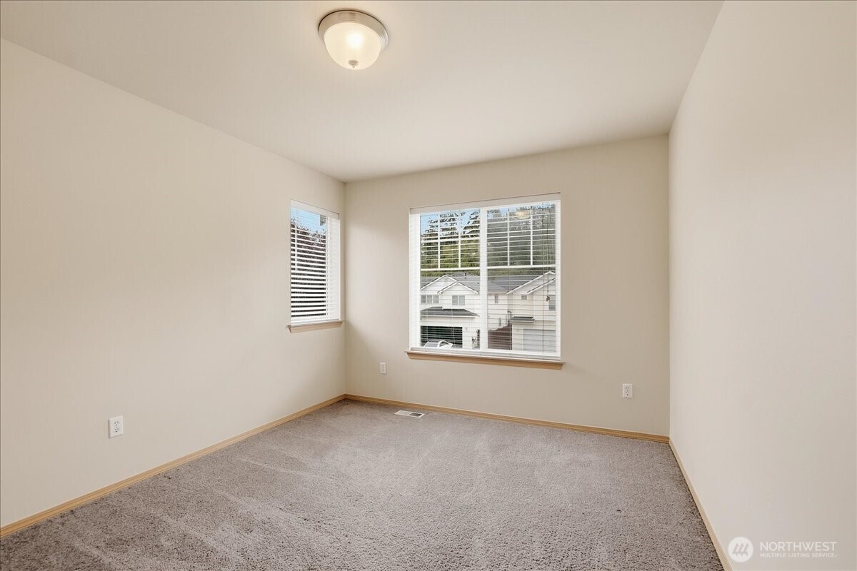 15410 87th Avenue Property Photo 27