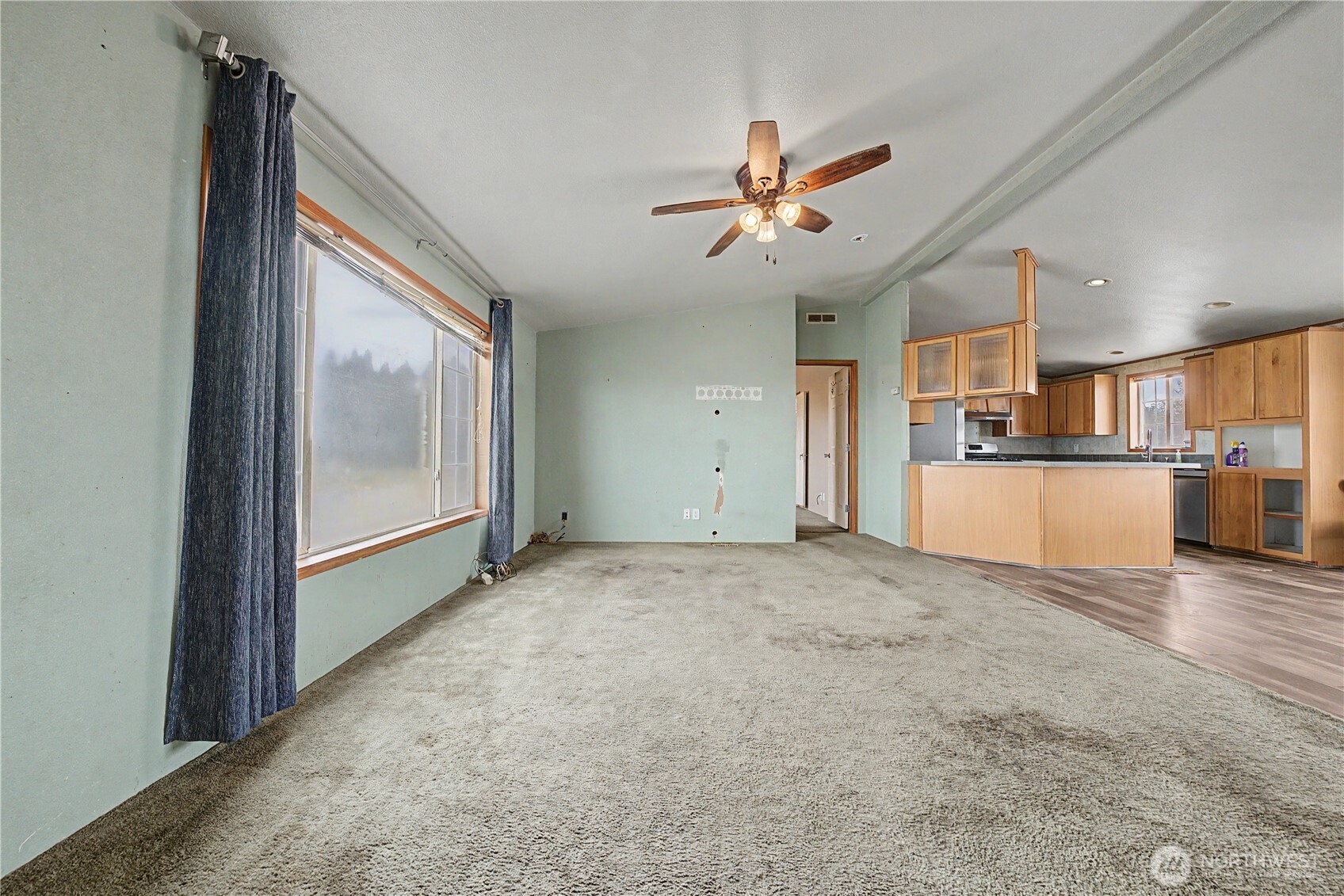 7483 Road E.7 Property Photo 4