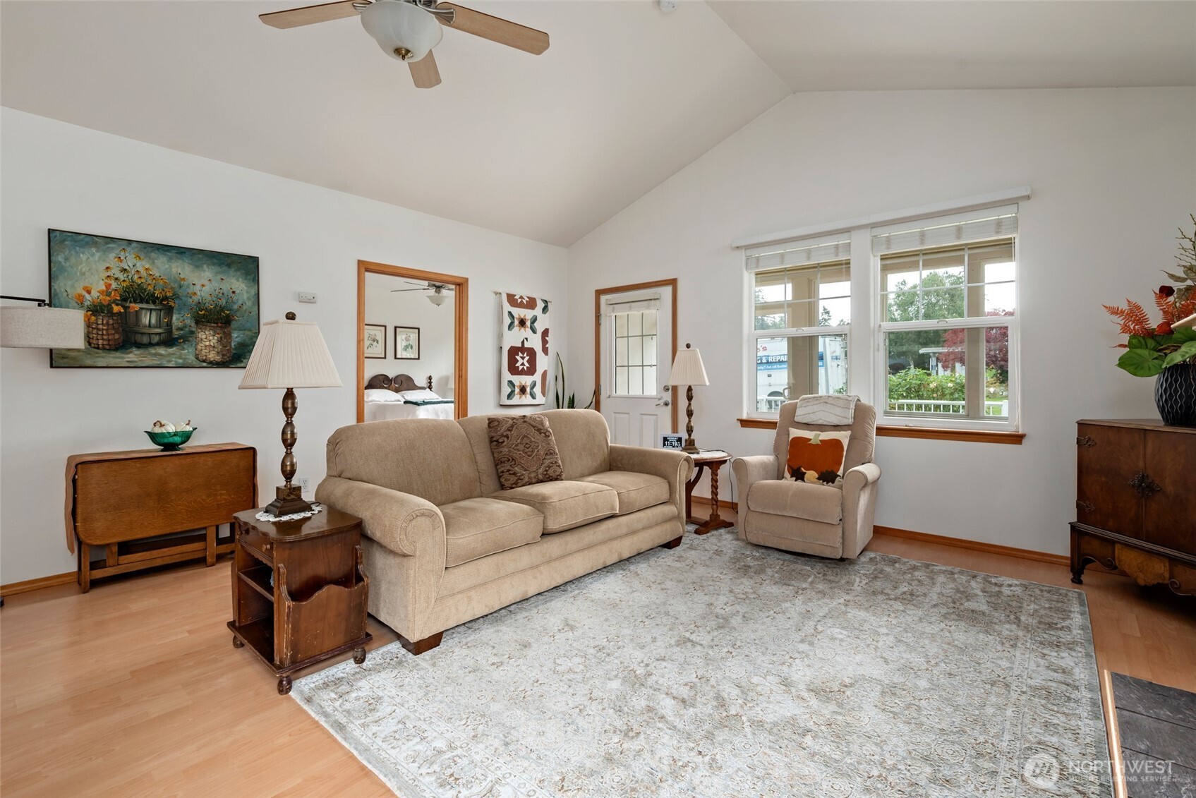 1300 Sw Windsor Street Property Photo 8