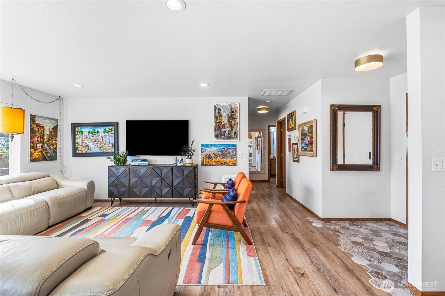 250 J Street Property Photo 5