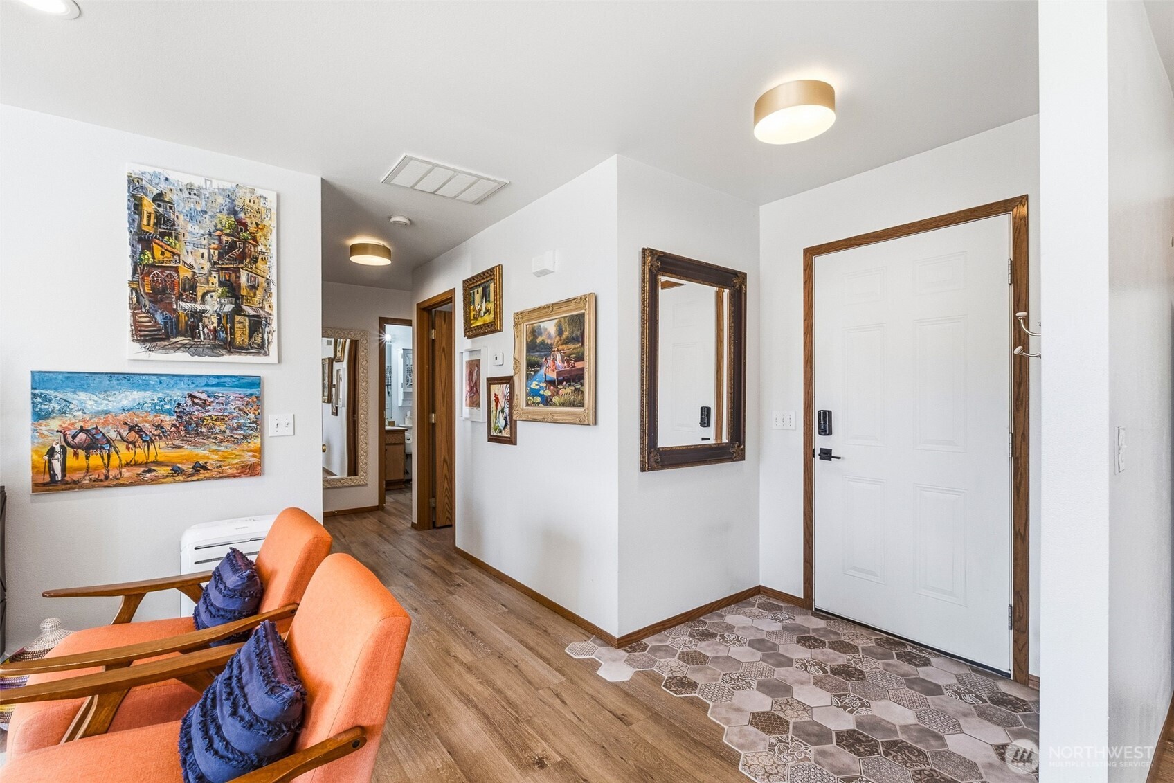 250 J Street Property Photo 15
