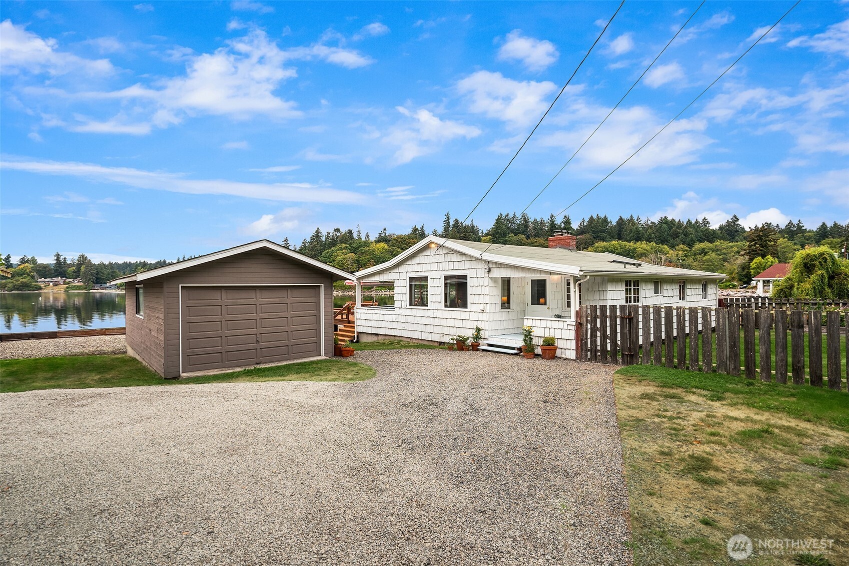 22207 Dockton Road Property Photo 4