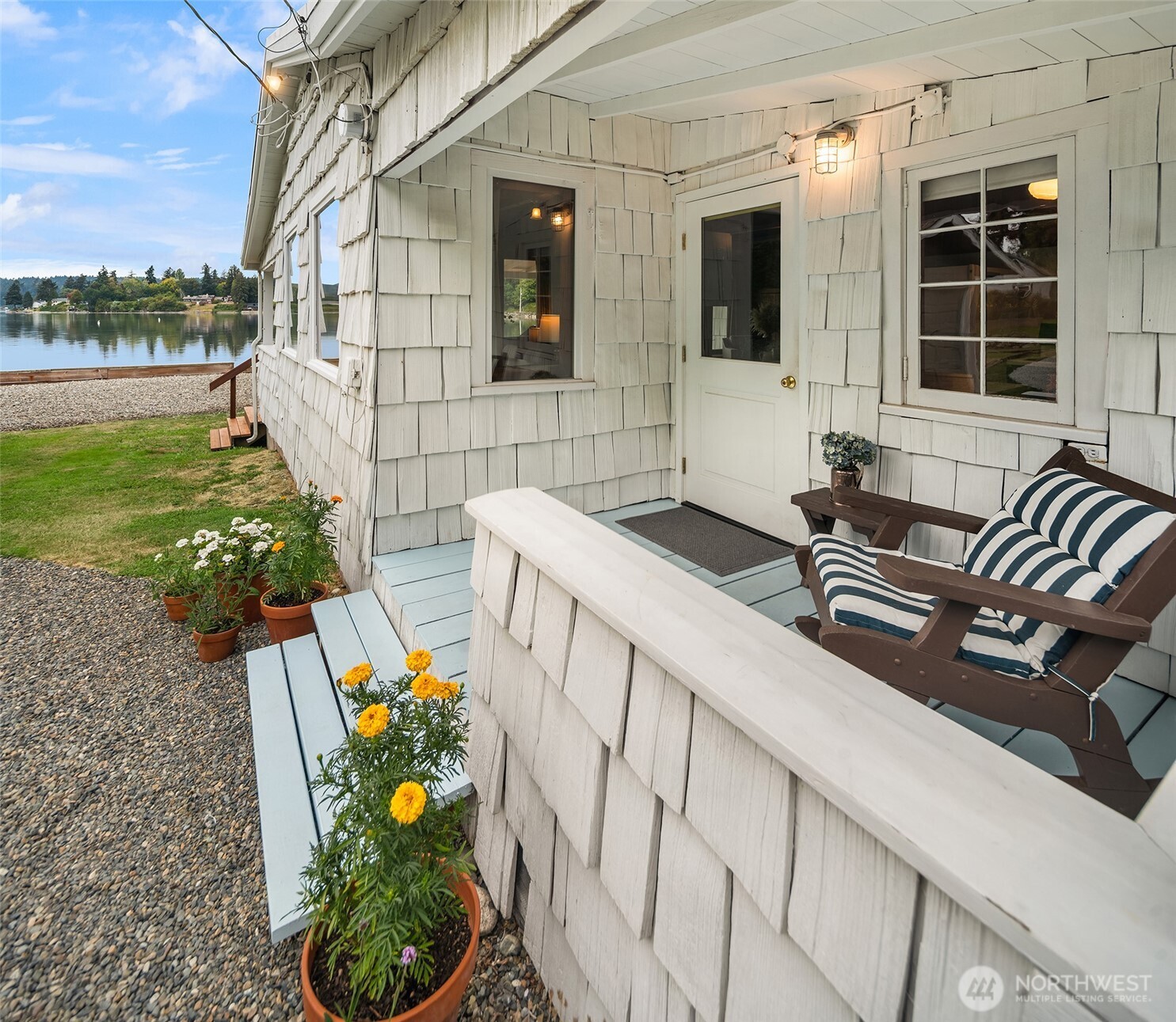 22207 Dockton Road Property Photo 5