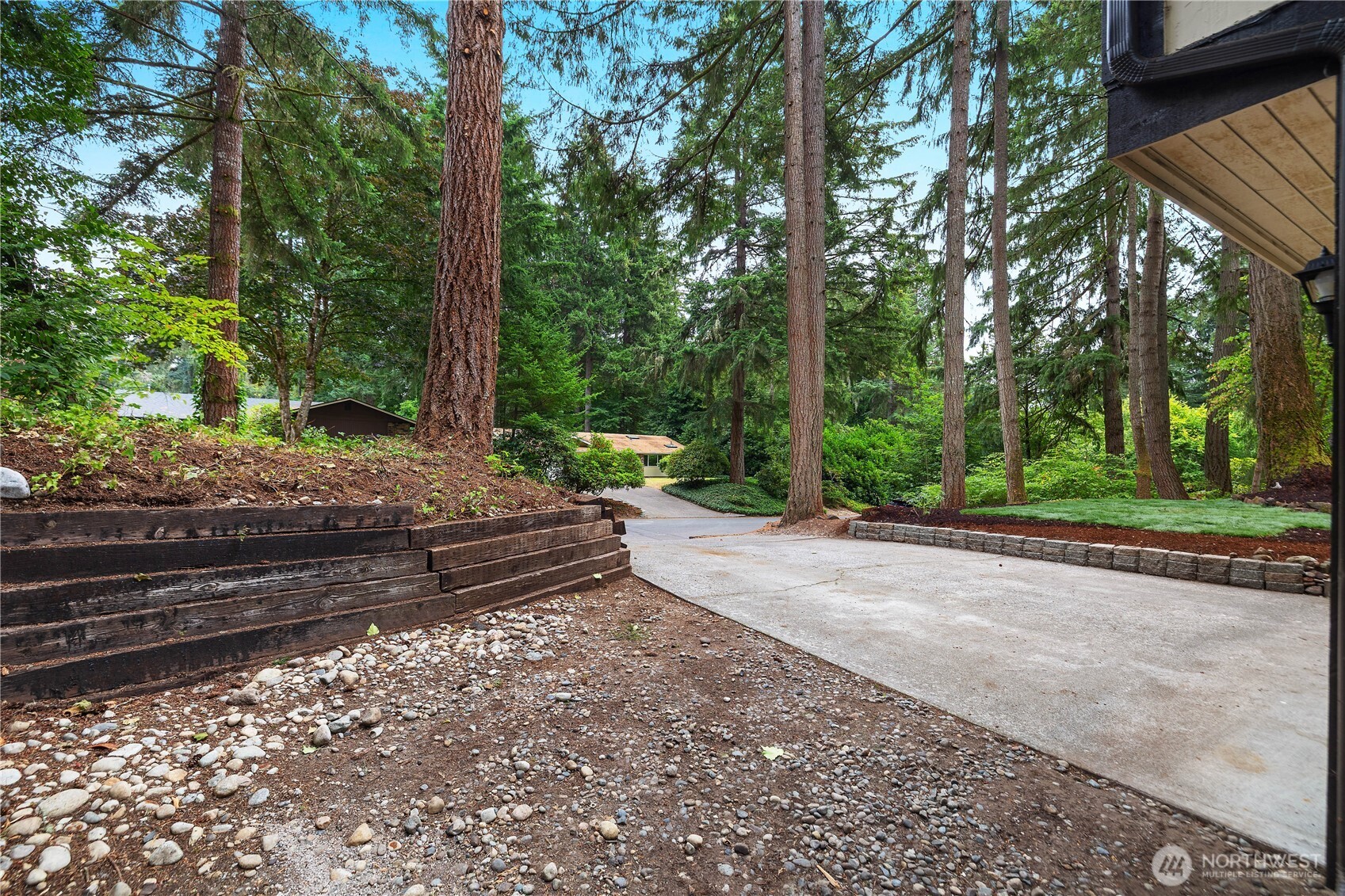 4343 Highline Drive Property Photo 4