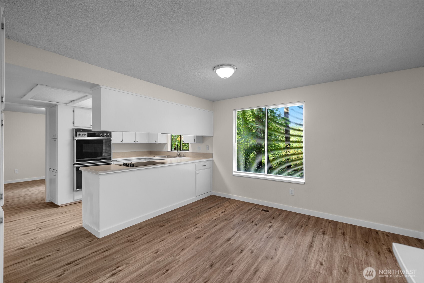 4343 Highline Drive Property Photo 12