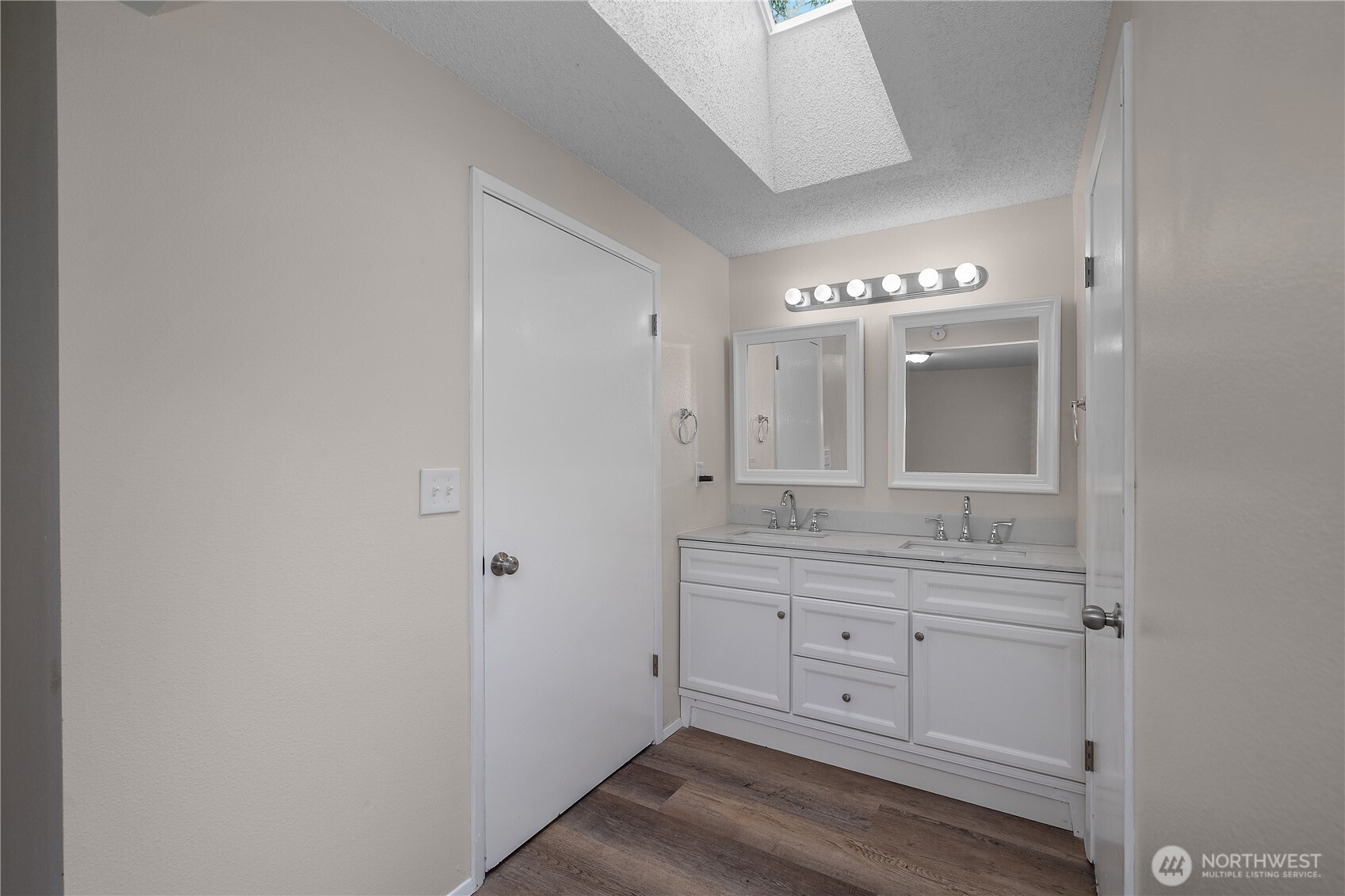 4343 Highline Drive Property Photo 24