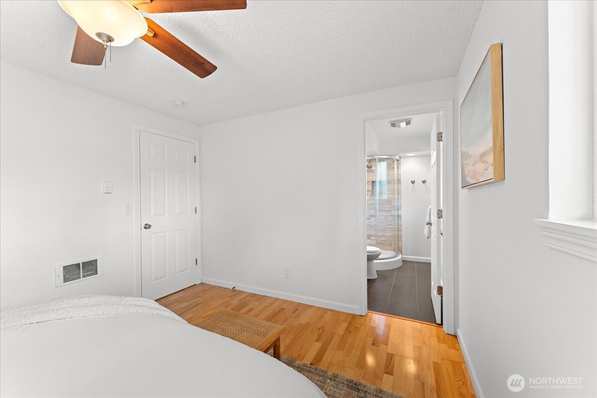 9210 166th Place Property Photo 14