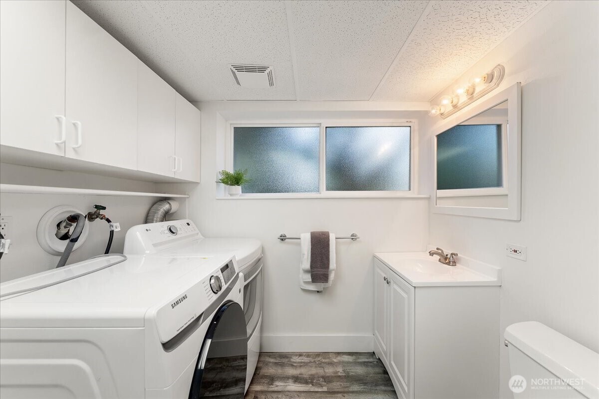 9210 166th Place Property Photo 22
