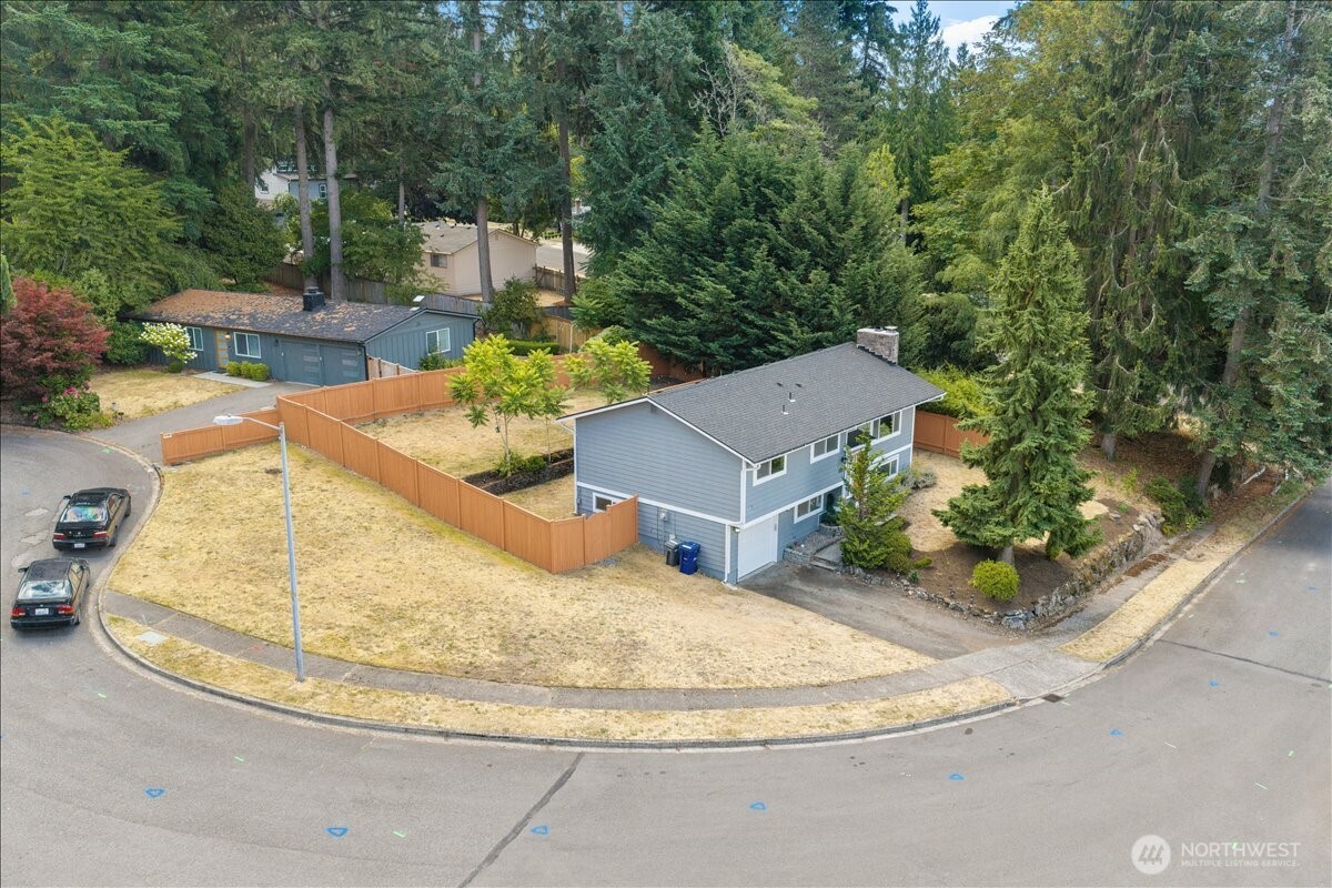 9210 166th Place Property Photo 29