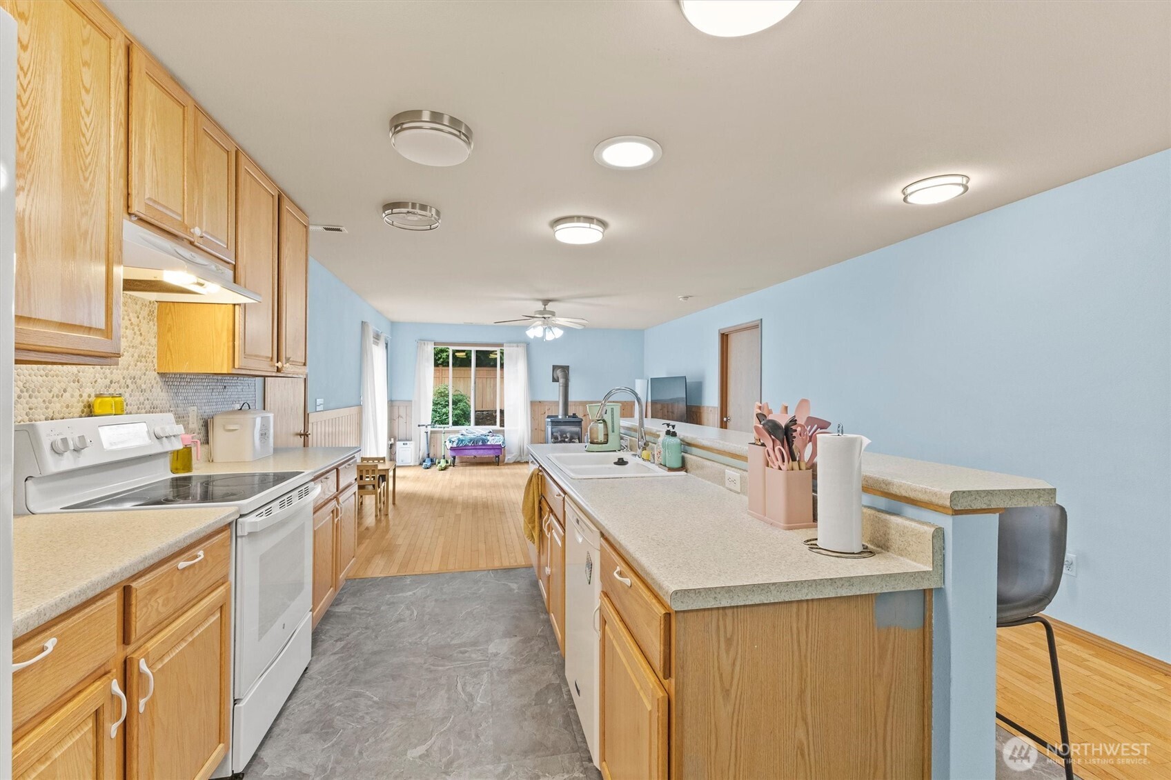 4636 Hidden Lake Loop Property Photo 12