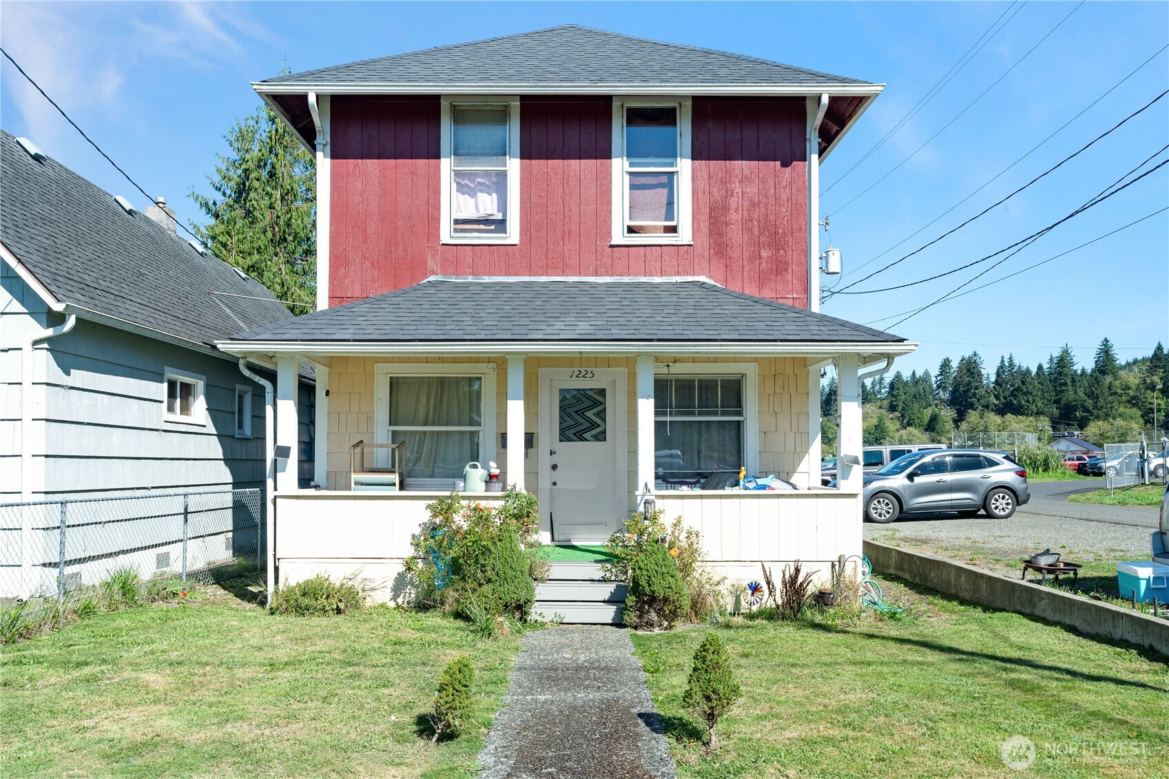 1225 Wheeler Avenue Property Photo 1
