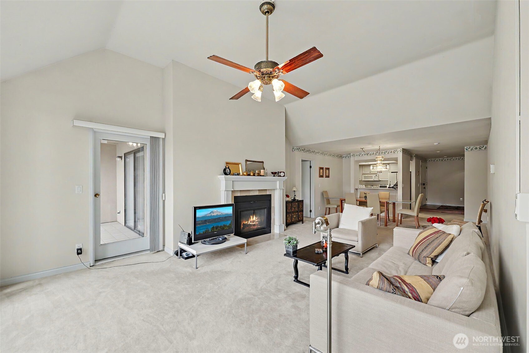 15508 Country Club Drive A41 Property Photo 4