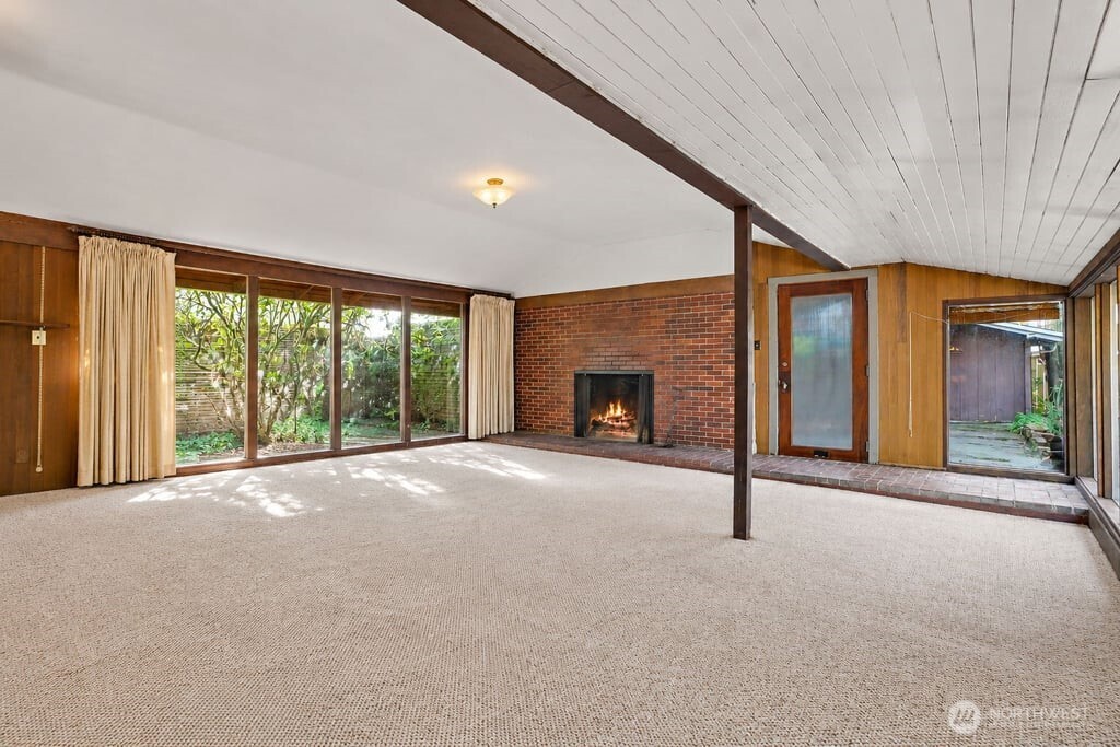 224 126th Street Property Photo 4