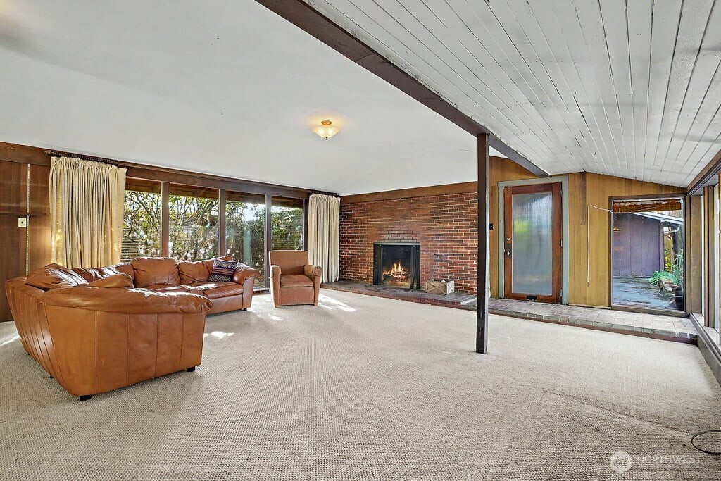 224 126th Street Property Photo 6