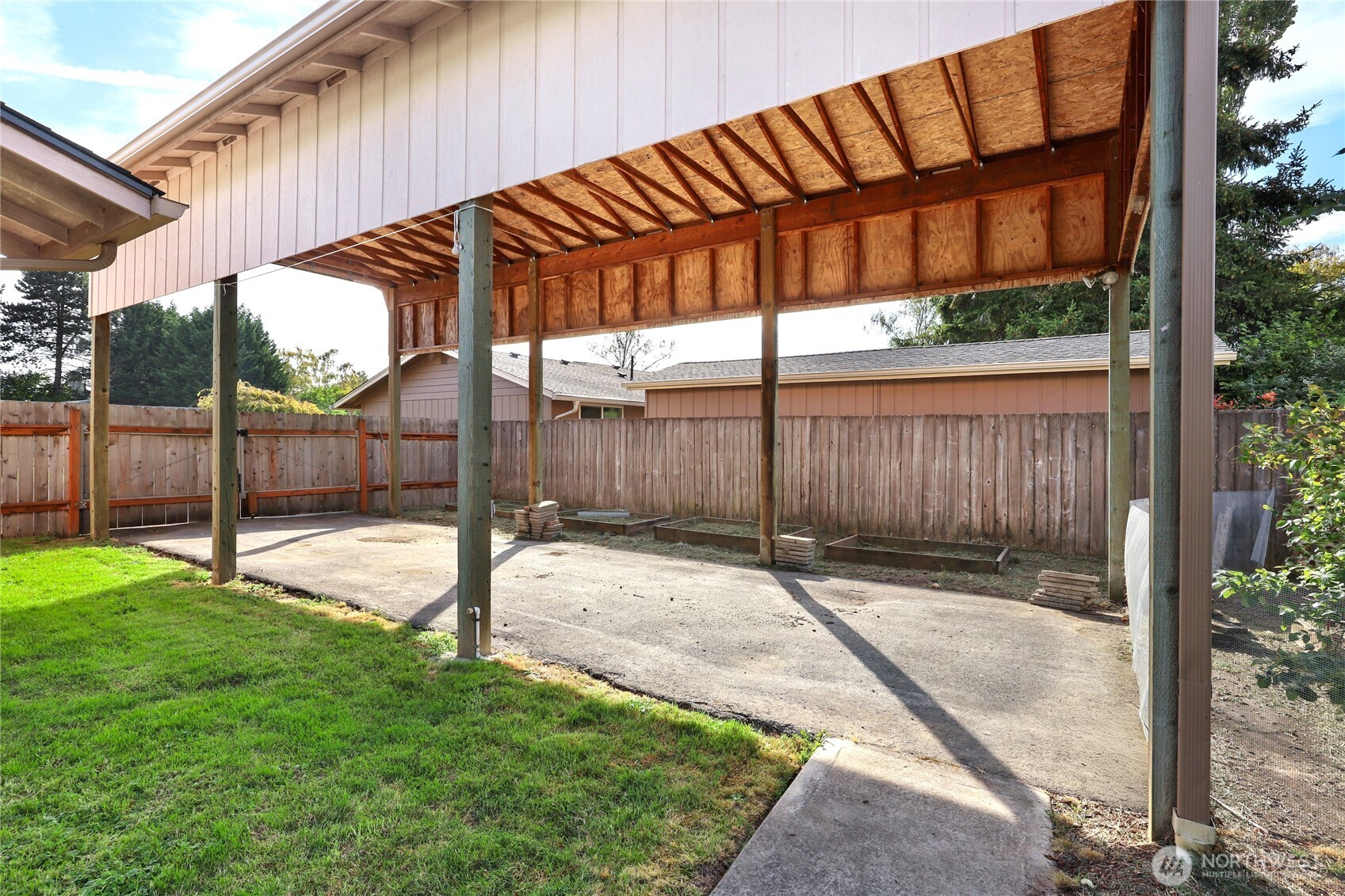 3915 Cherrywood Street Property Photo 22
