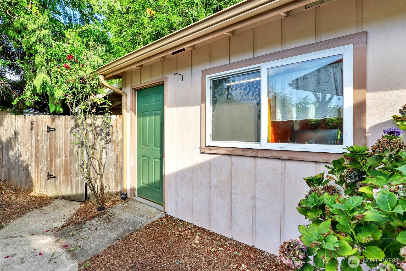 3915 Cherrywood Street Property Photo 23
