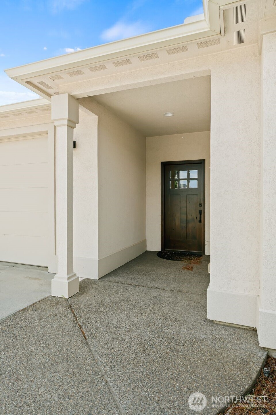 306 E Chason Avenue Property Photo 5